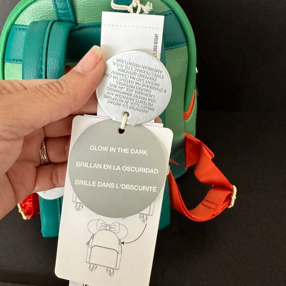 Disney Parks X Loungefly 2023 Classic Christmas Glow In Dark Holiday Backpack - Picture 5 of 8